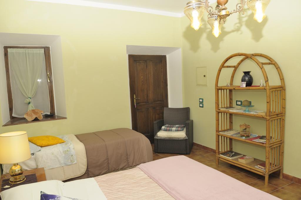 B&B San Nicola Serramazzoni エクステリア 写真